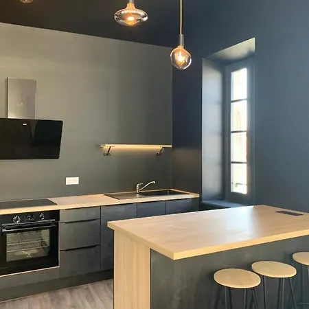 Le Loft De La Tour Pinte Apartment