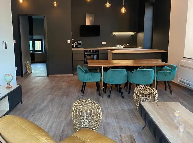 Le Loft De La Tour Pinte Daire *